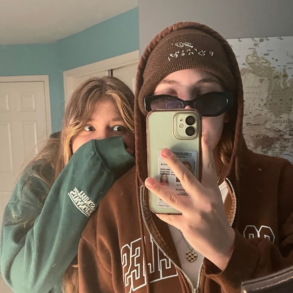 rayleneshedd